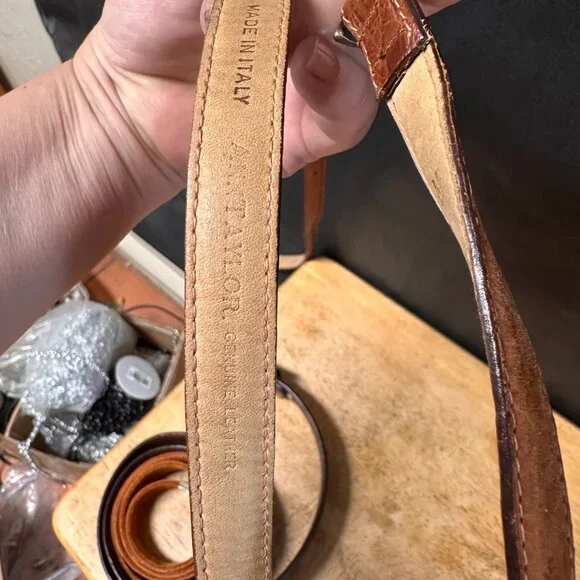 Ann  Taylor Genuine Leather Belt Thin Tan Silver Buckle Size Medium Brown - Picture 4 of 7